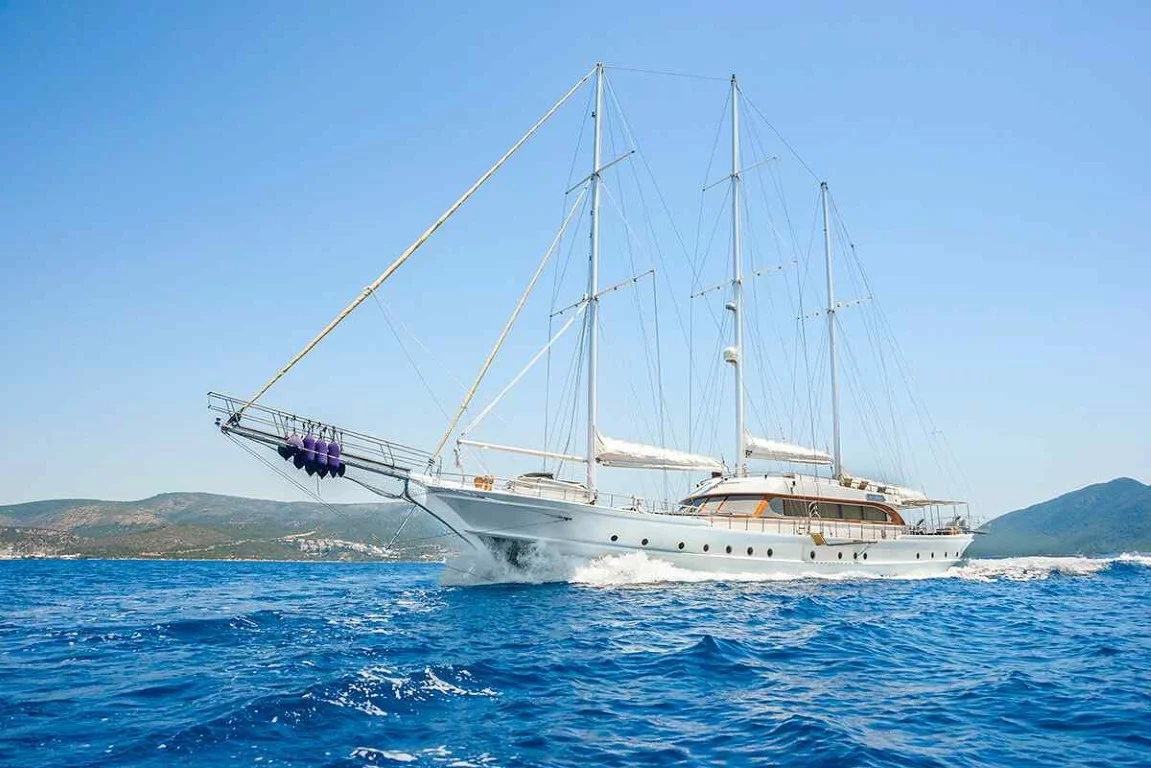 Bella Mare