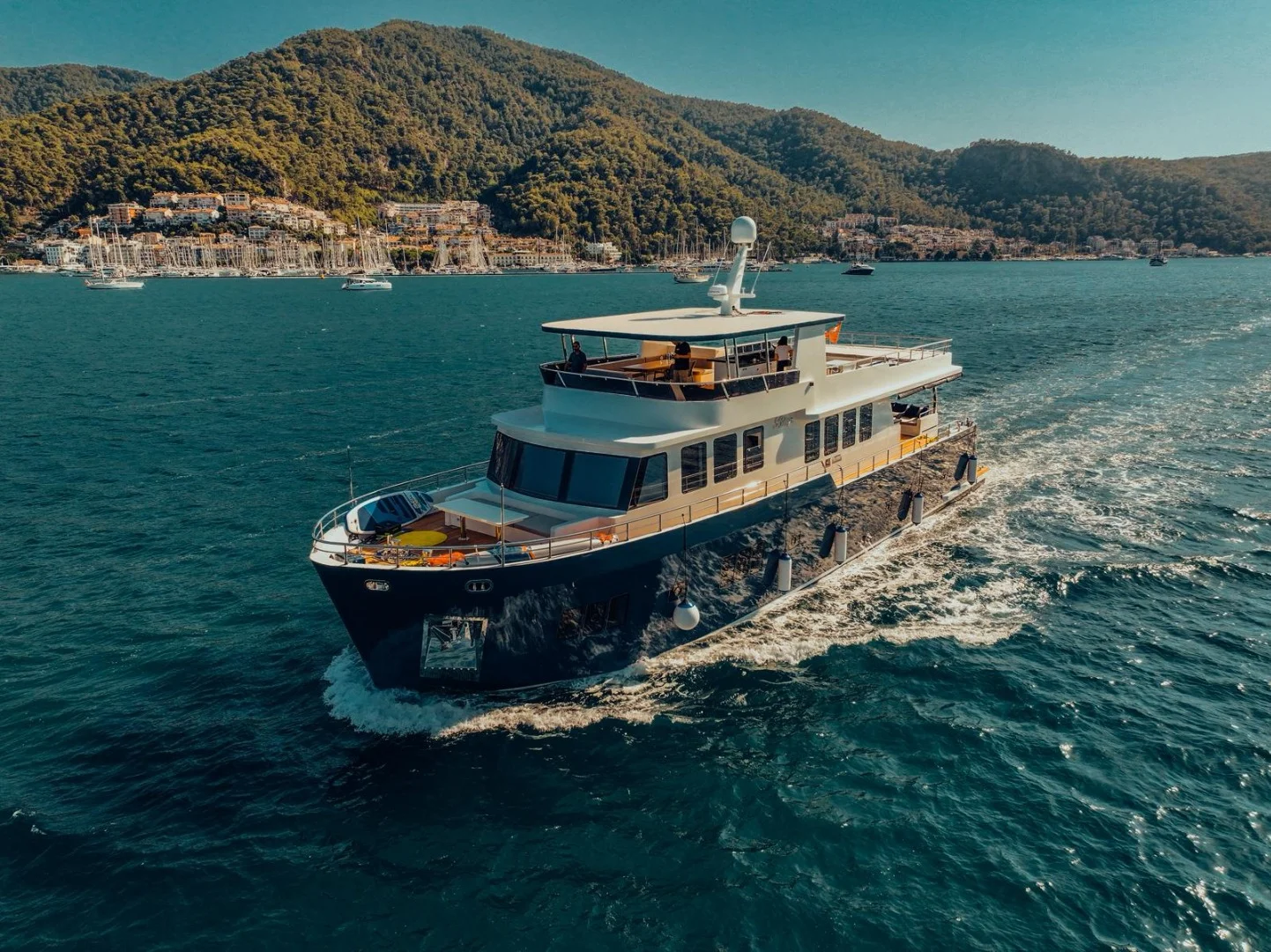 Beluga Trawler: Luxury Private Charter — cover photo