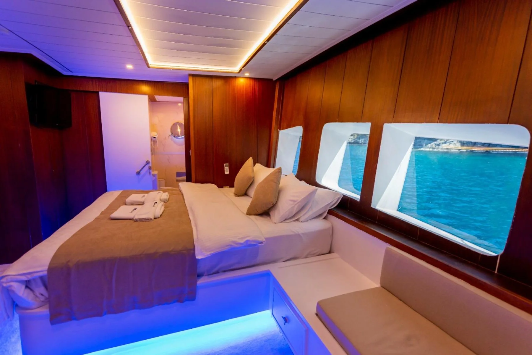 Buse by FRZ : Fethiye Gulet Charter — photo 24