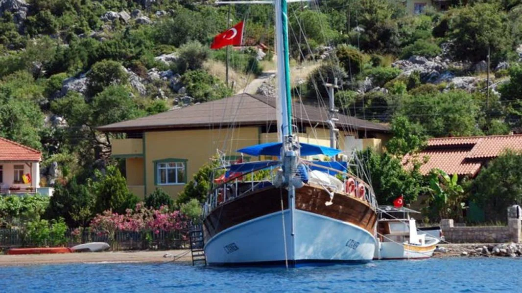 C Taner Gulet: Traditional Yacht Charter in Marmaris — photo 3