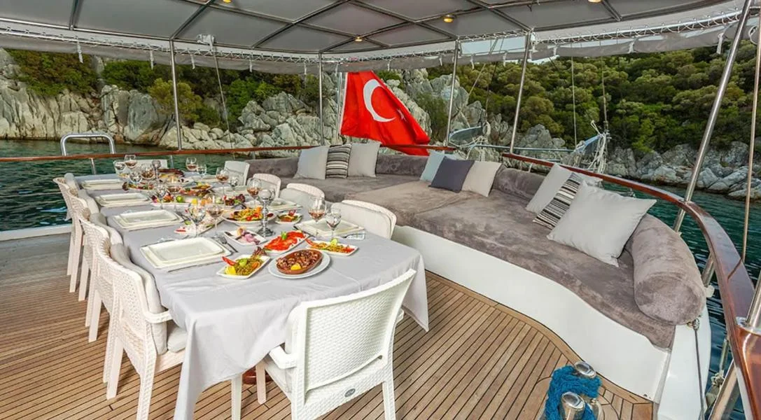 Derya Deniz: Boutique Marmaris Gulet Charter — photo 6