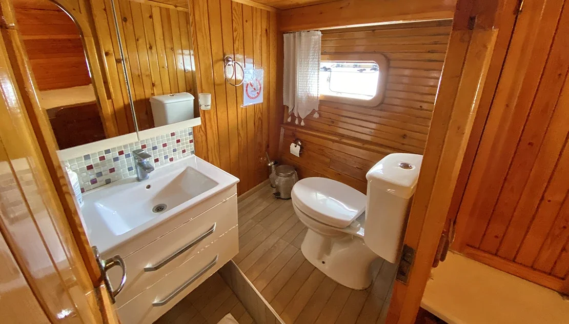 Gulet Bluefest; Classic Gulet With 8 Cabins For Blue Cruise Holidays — photo 8