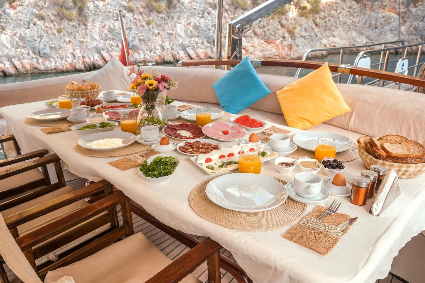 Junior Tarkan: Blue Cruise For 6 Person — photo 9