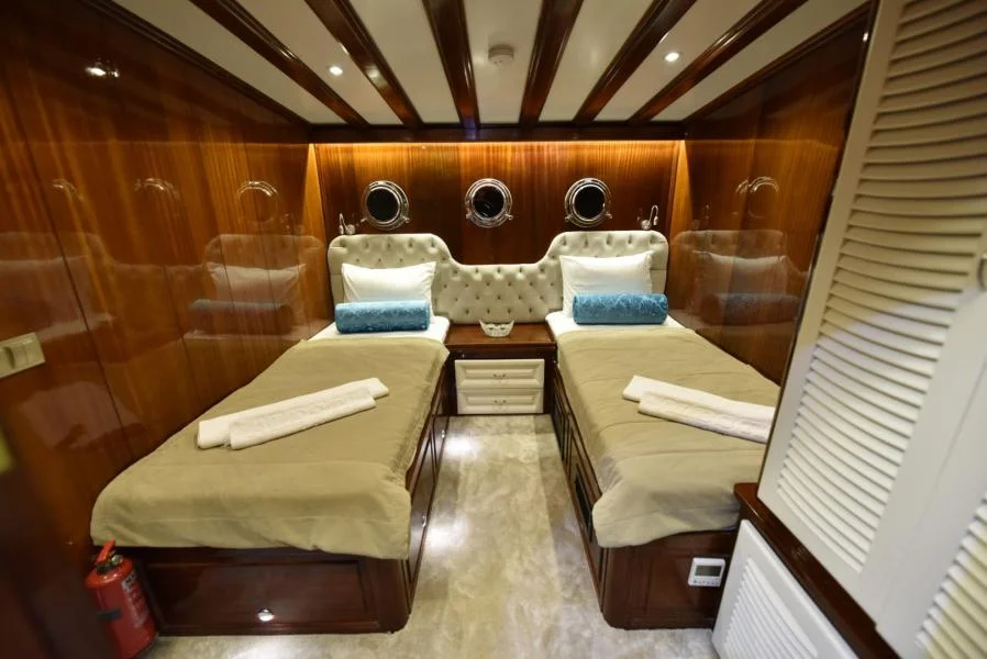 Kayhan 11: Large Yacht Charter — photo 24