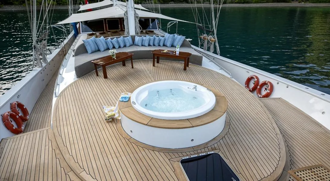 Kayhan Kaptan: Authentic Sailing Yacht Charter — photo 4