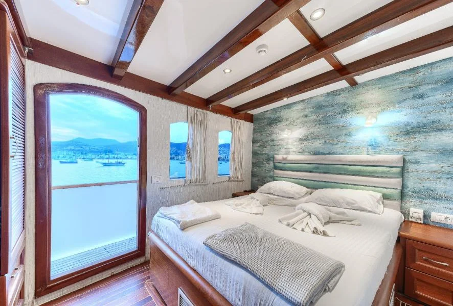 Love Boat: High-Capacity Luxury Yacht Charter Turkey — photo 17
