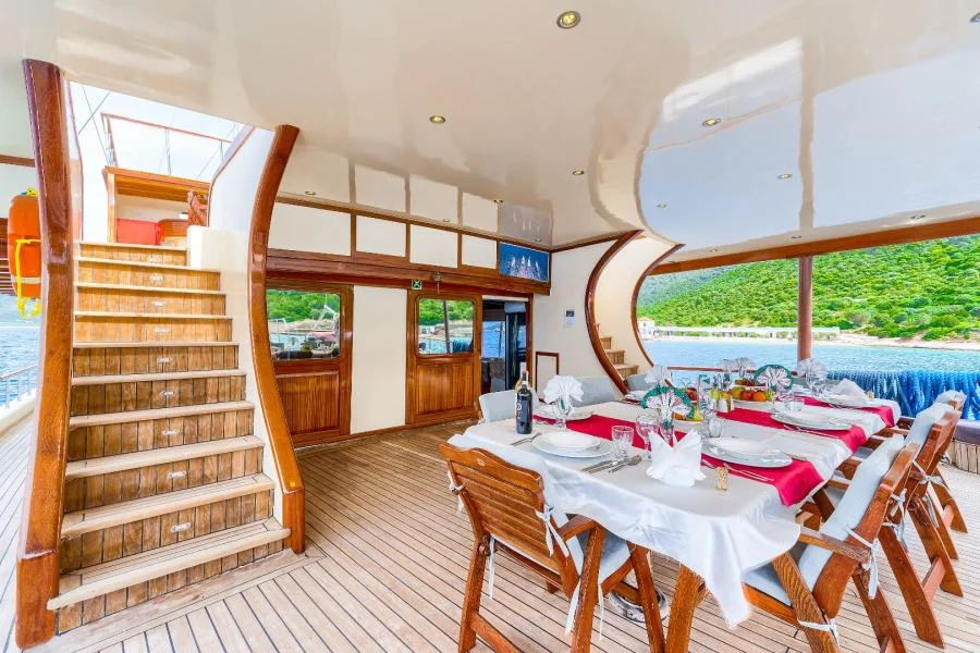 Love Boat: High-Capacity Luxury Yacht Charter Turkey — photo 10