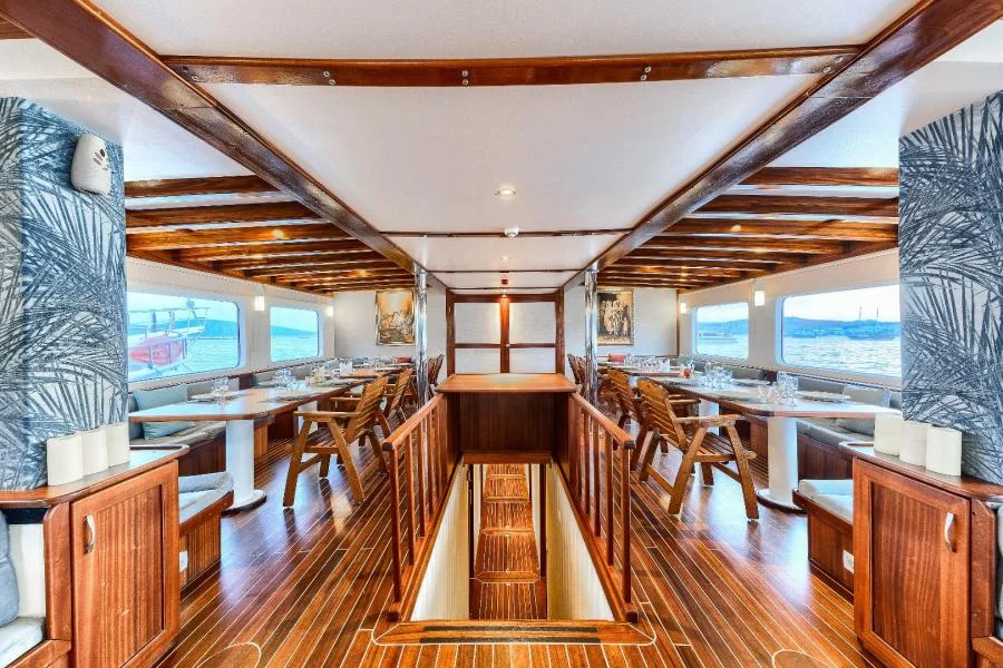 Love Boat: High-Capacity Luxury Yacht Charter Turkey — photo 12