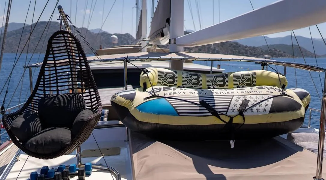 Nevra Queen: Elite High Capacity Charter — photo 7