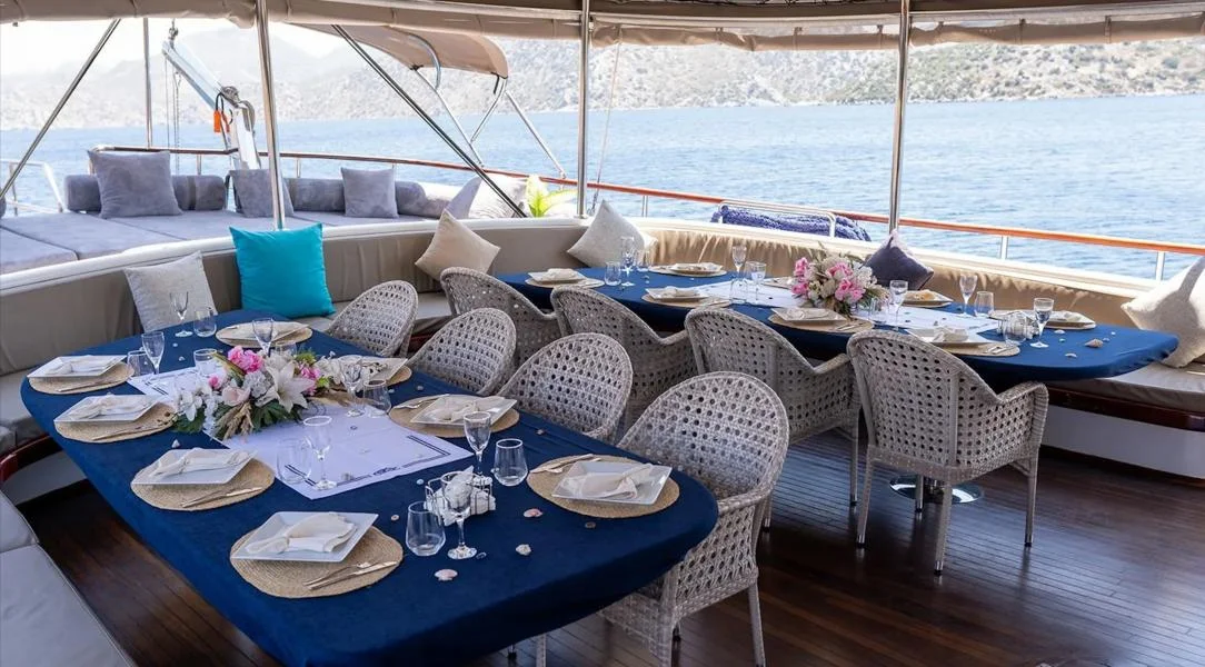 Nevra Queen: Elite High Capacity Charter — photo 10