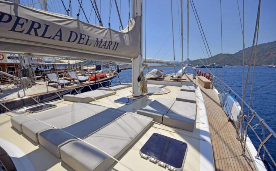 Perla Del Mar 2: Deluxe Private Charter — photo 8