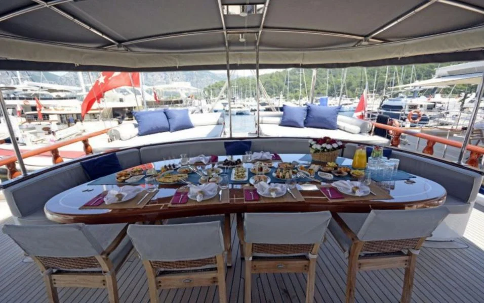 Perla Del Mar 2: Deluxe Private Charter — photo 14