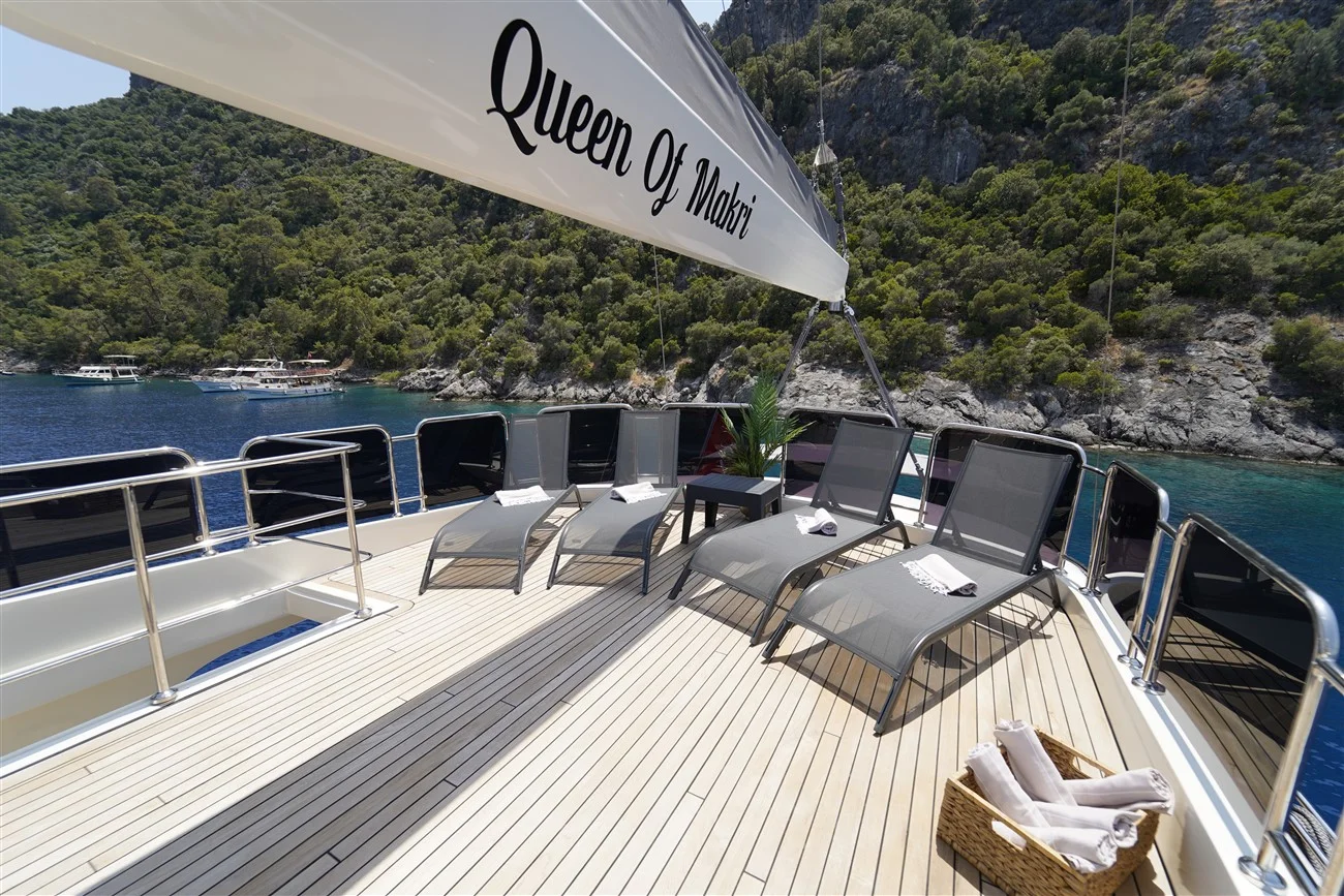 Queen of Makri — photo 20