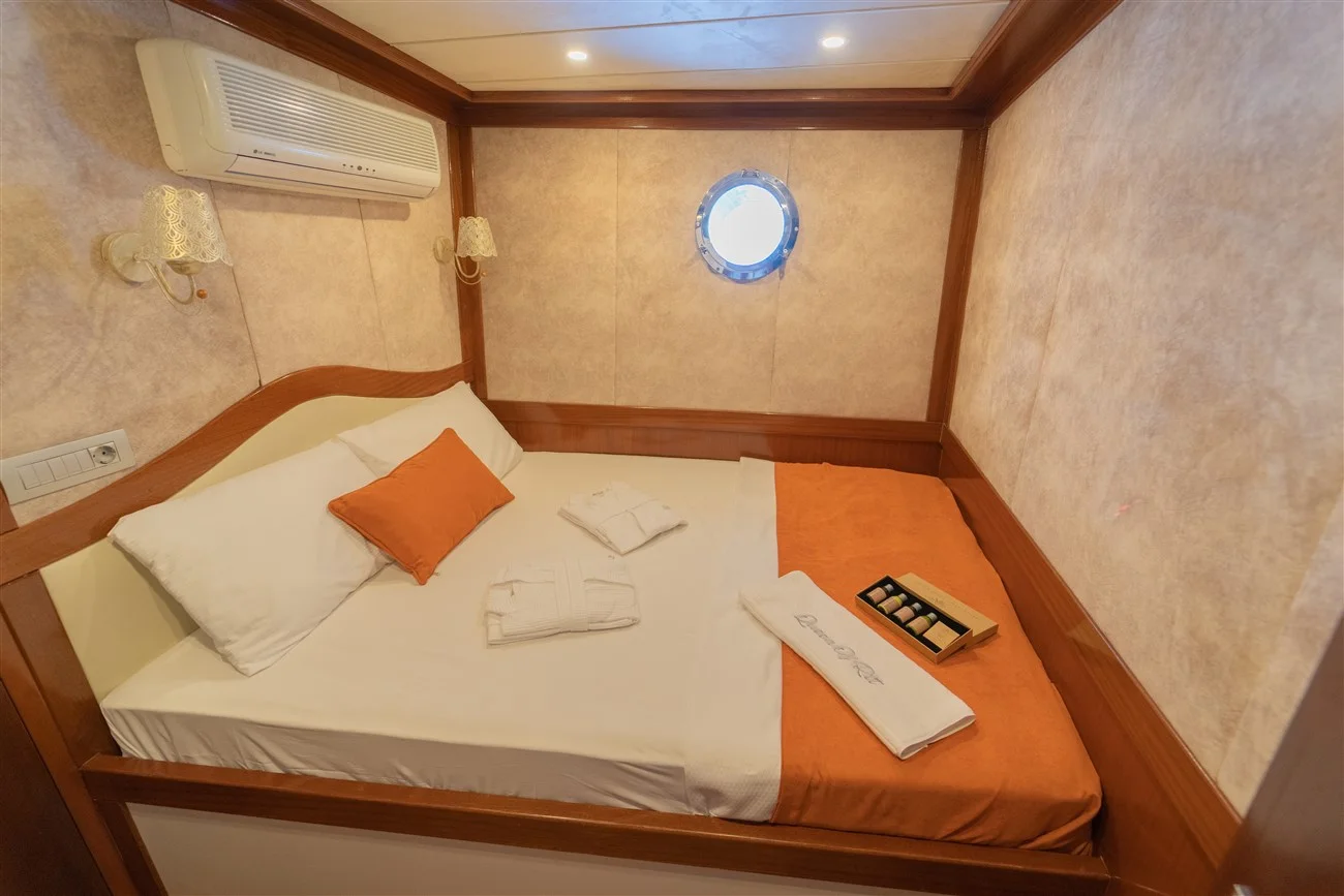 Queen of RTT: Premium Yacht Charter Turkey — photo 54