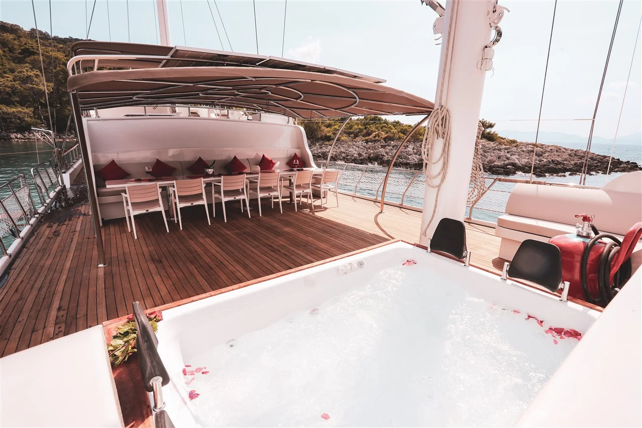 Queen of RTT: Premium Yacht Charter Turkey — photo 23