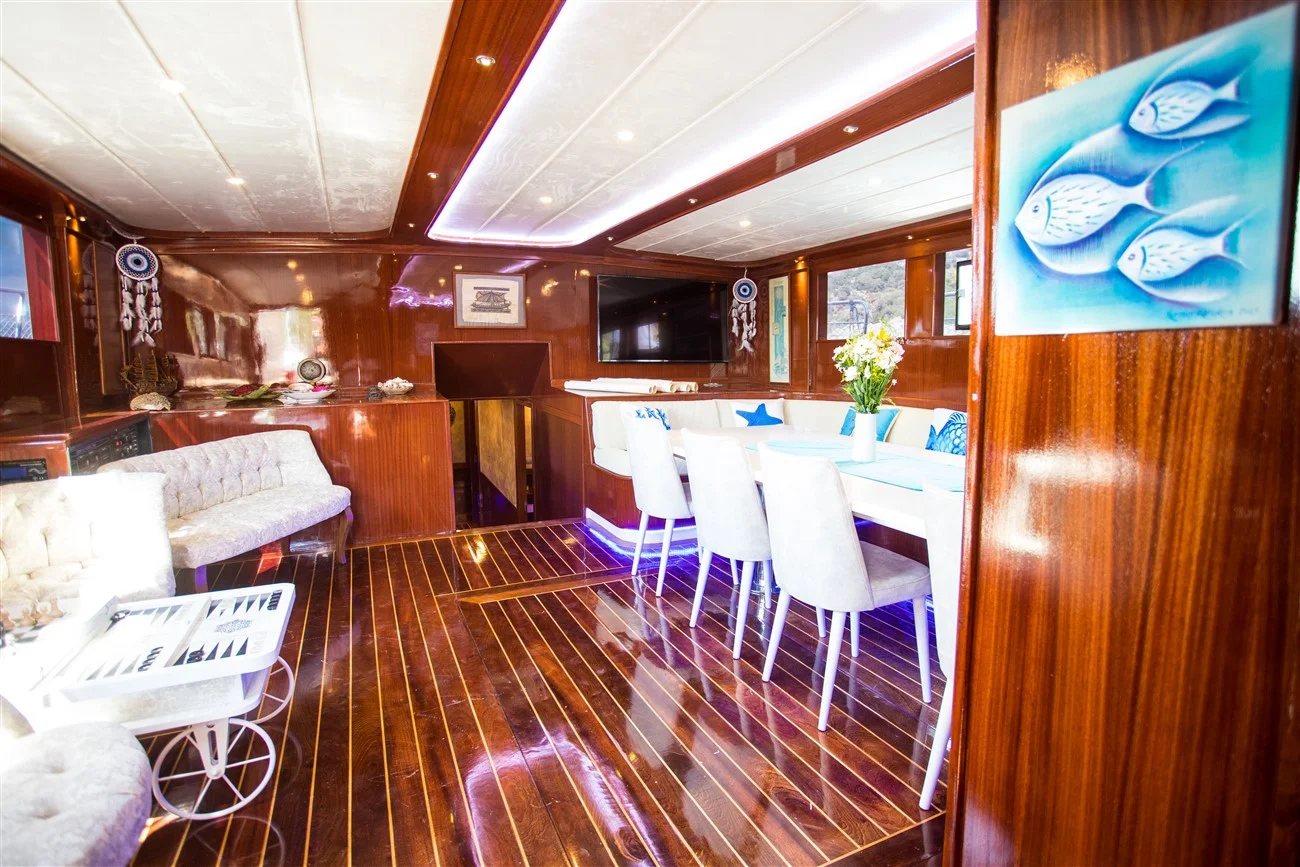 Queen of RTT: Premium Yacht Charter Turkey — photo 31