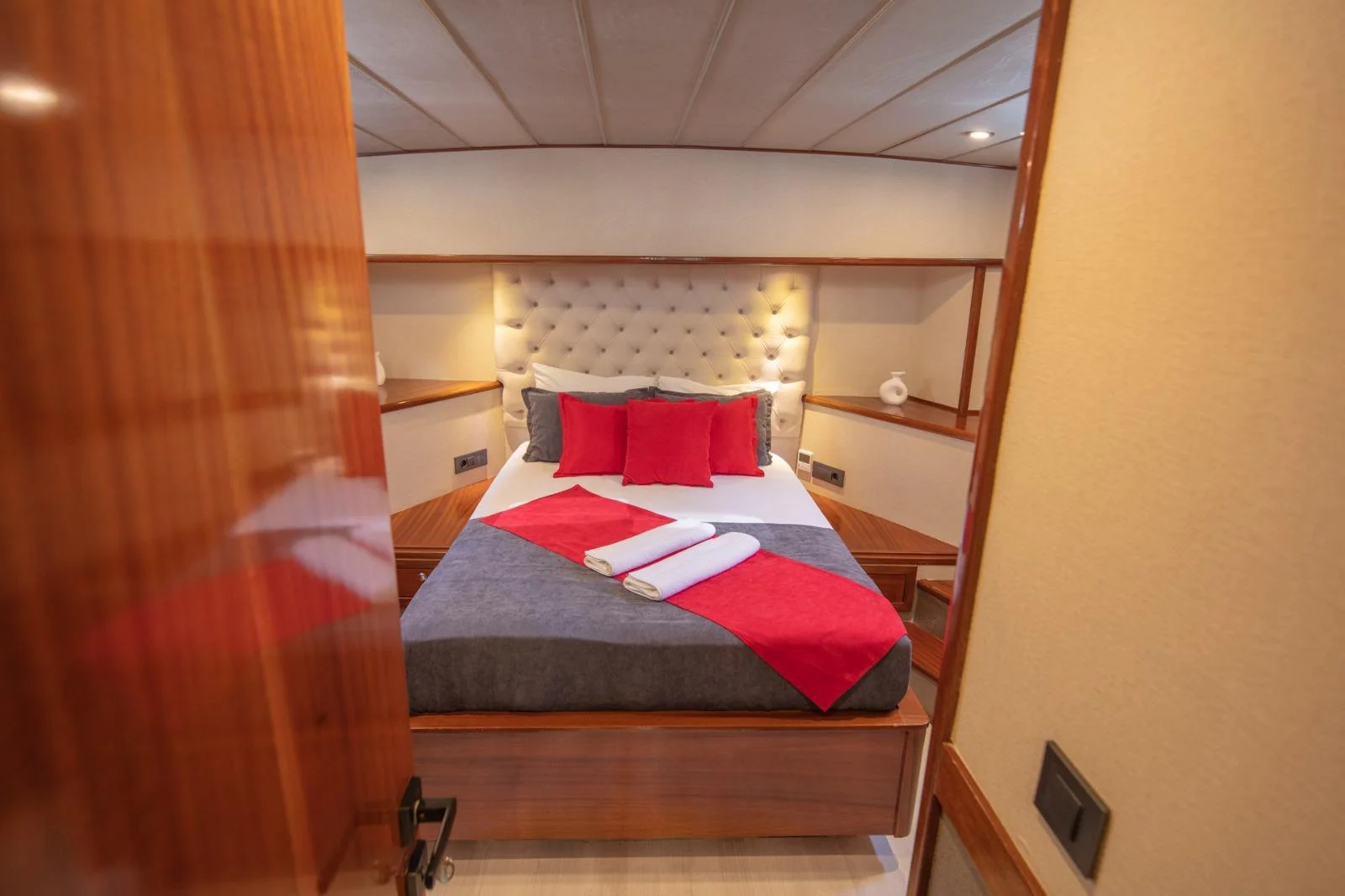 Royal RTT Gulet | Modern Luxury Yacht Charter Turkey — photo 16