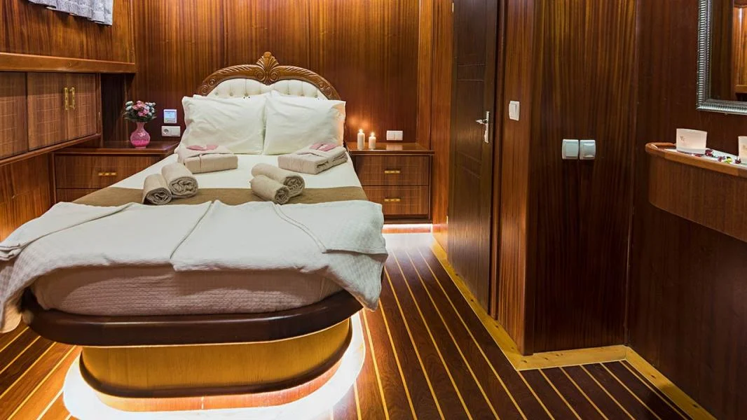 S Nur Taylan Gulet: Premium Private Yacht Charter Marmaris — photo 27