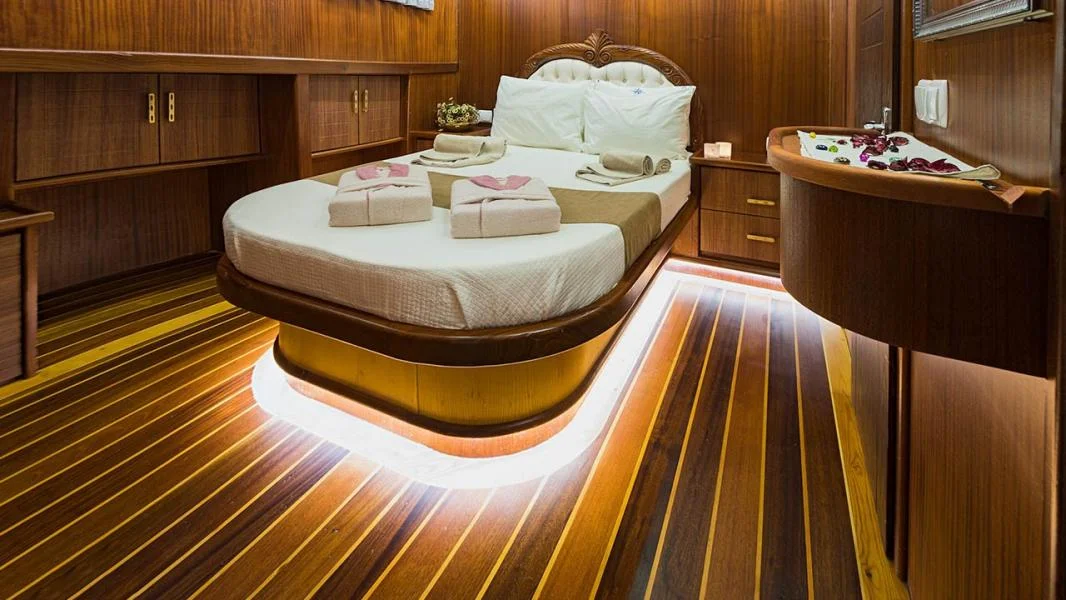 S Nur Taylan Gulet: Premium Private Yacht Charter Marmaris — photo 26