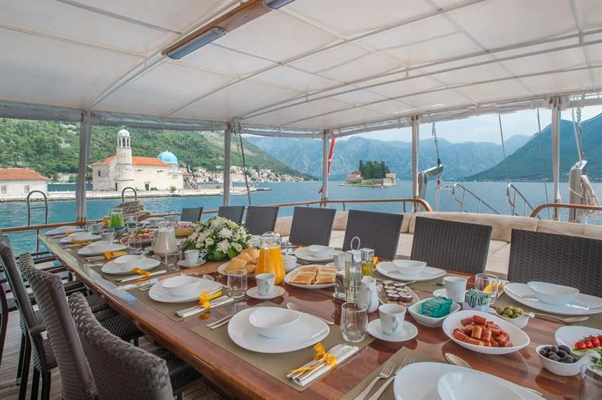 Sadri Usta Gulet: 8 Cabin Private Yacht Charter Fethiye — photo 10